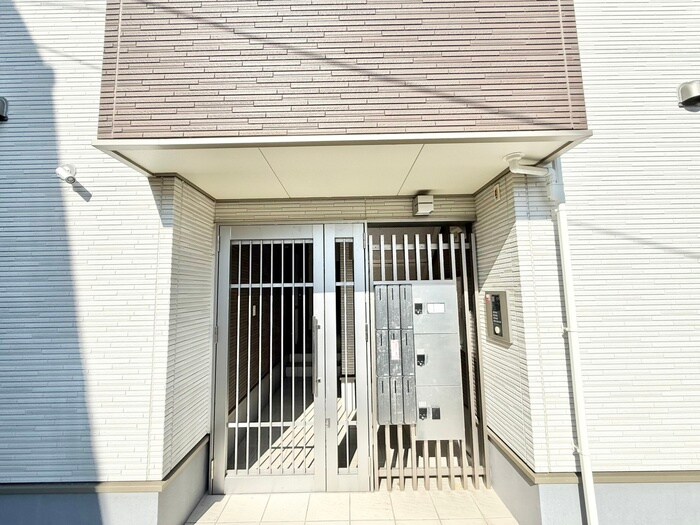 パラッツオ城陽の物件外観写真