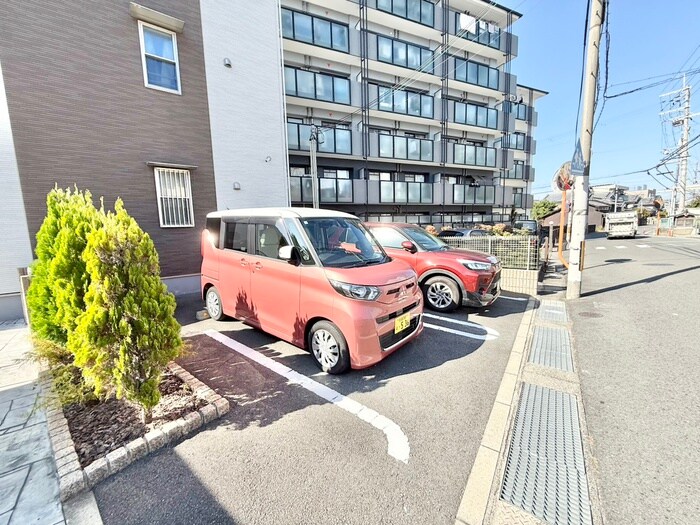 パラッツオ城陽の物件外観写真