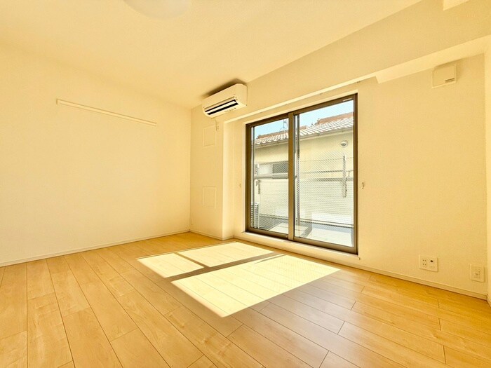 パラッツオ城陽の物件内観写真