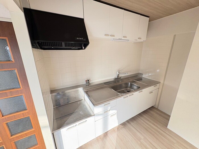 ハイグレード堅下の物件内観写真