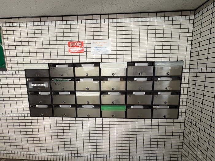 ハイグレード堅下の物件外観写真