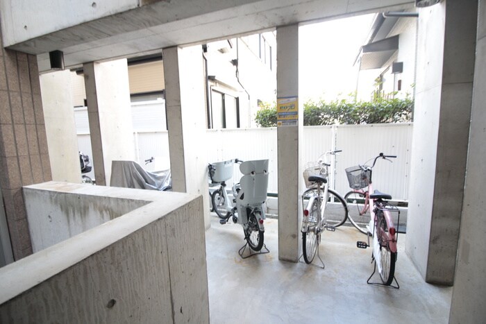 サ－ティフクヤの物件外観写真