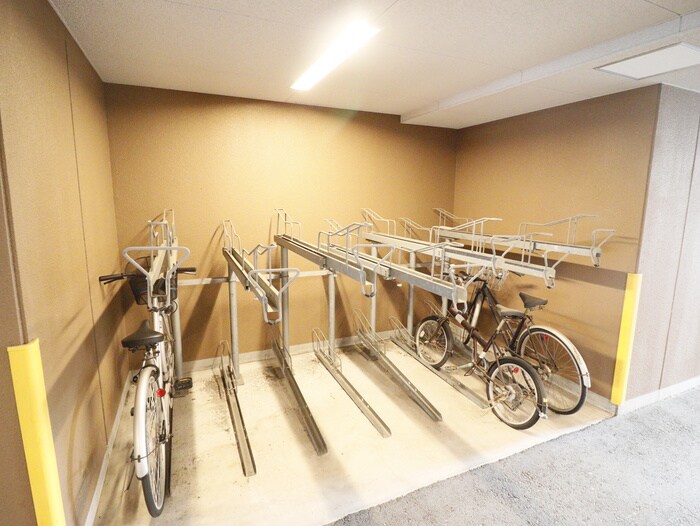 アルファレガロＨＹＯＧＯの物件外観写真