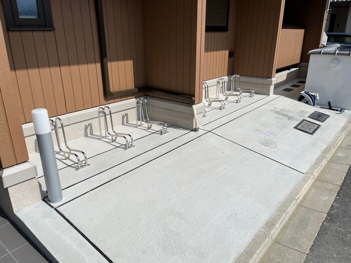 D-room三条大橋の物件外観写真