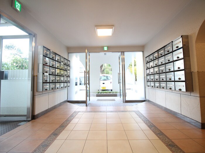 ハイツ三ツ池台の物件外観写真