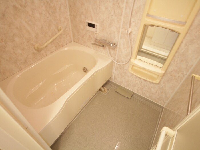 ハイツ三ツ池台の物件内観写真