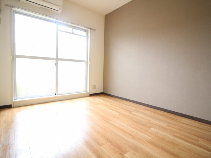 リバ－サイド千里の物件内観写真