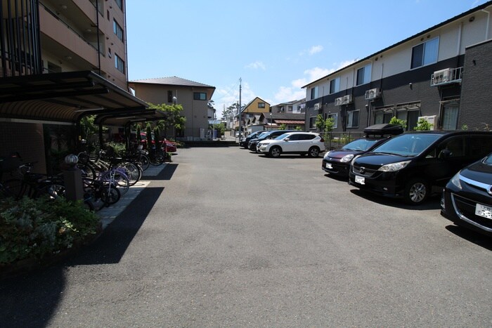 ウエルメゾン江坂の物件外観写真