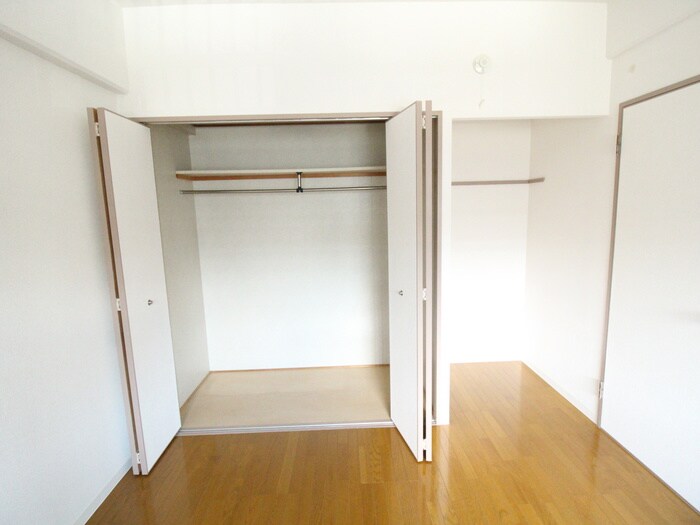 ウエルメゾン江坂の物件内観写真