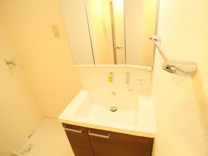 ウエルメゾン江坂の物件内観写真