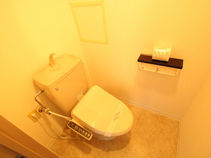 ウエルメゾン江坂の物件内観写真