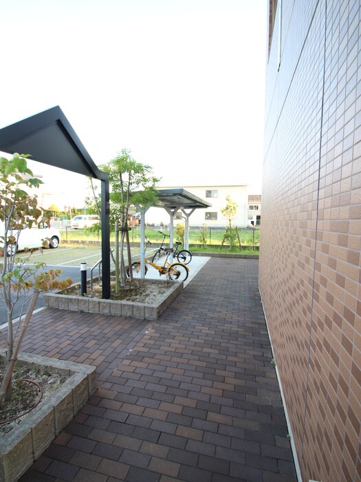 プロニティ美原の物件外観写真