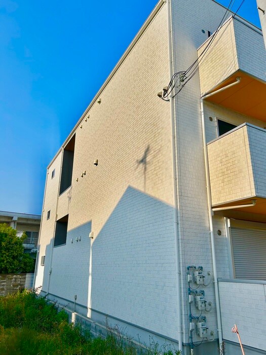 シャン・ルミエールおおとりの物件外観写真