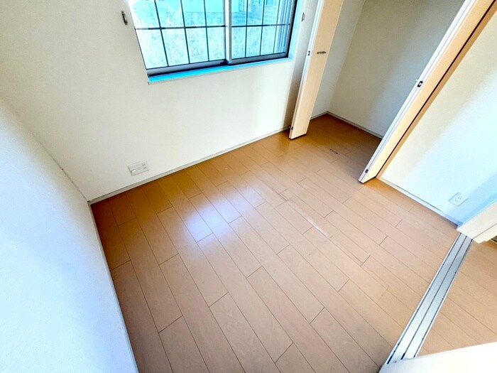 エテルノ松ヶ丘Ⅲの物件内観写真