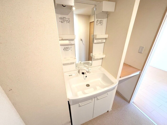 エテルノ松ヶ丘Ⅲの物件内観写真