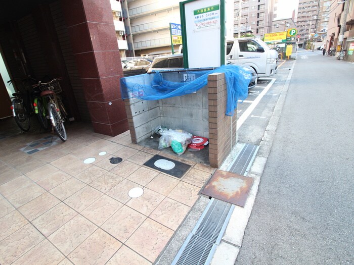 プライムコ－ト東三国の物件外観写真