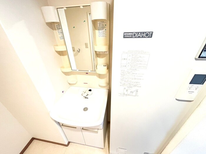 イム－ブル　エピの物件内観写真