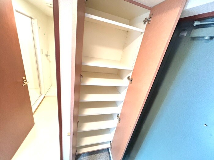 イム－ブル　エピの物件内観写真