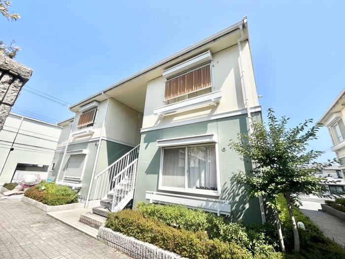 シャトルガーデン小野原Ａの物件外観写真