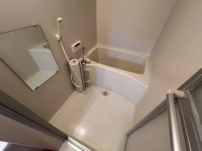 ユニグランデ山手A棟の物件内観写真