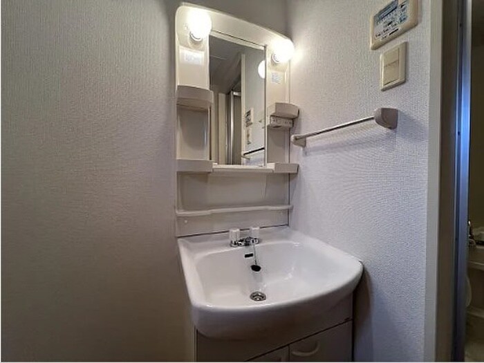 ユニグランデ山手A棟の物件内観写真