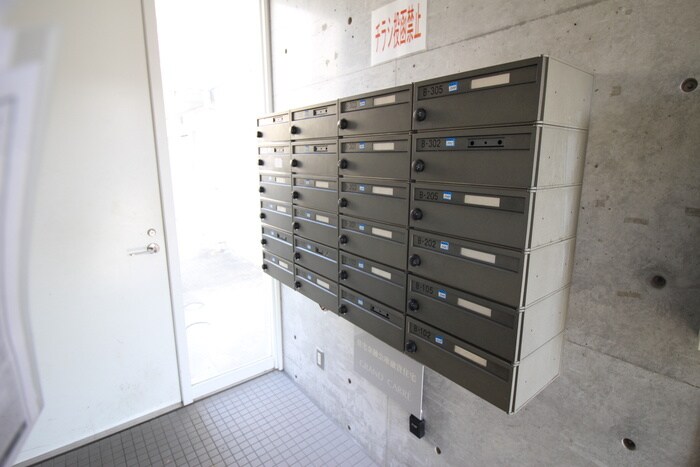 グラン・カレＢ棟の物件外観写真