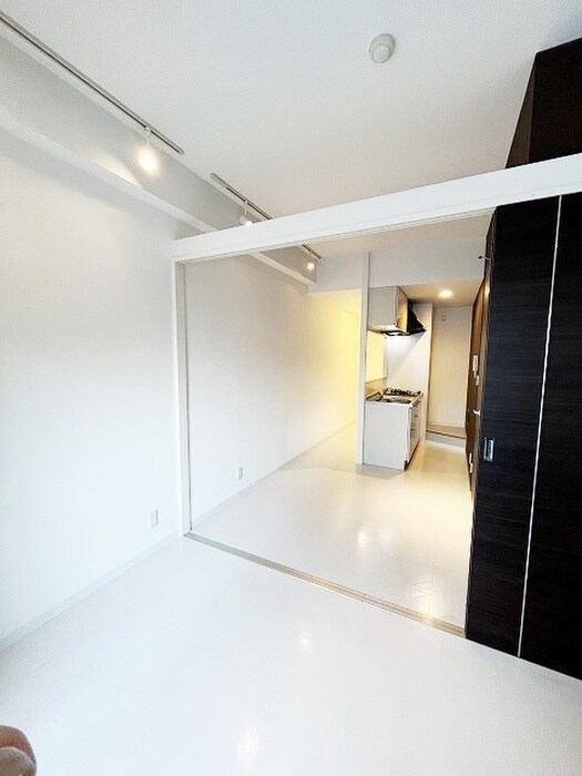 アヴェーレ京阪本通の物件内観写真