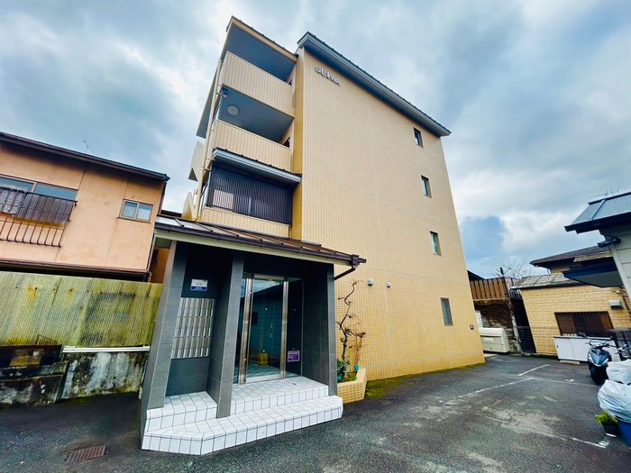 ヴェルキュ－ブ石雲の物件外観写真