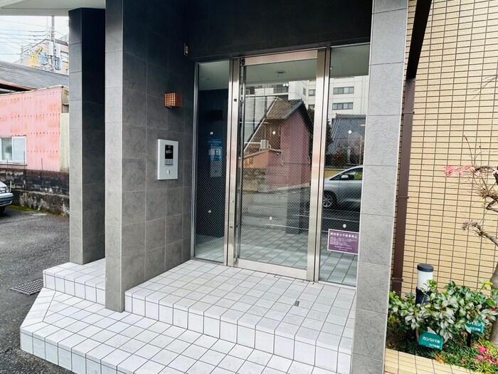 ヴェルキュ－ブ石雲の物件外観写真