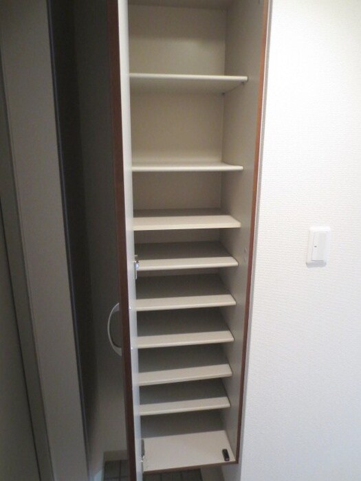 ヴェルキュ－ブ石雲の物件内観写真