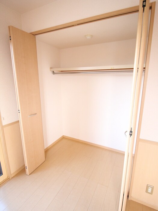 エストコリ－ヌⅠ番館の物件内観写真