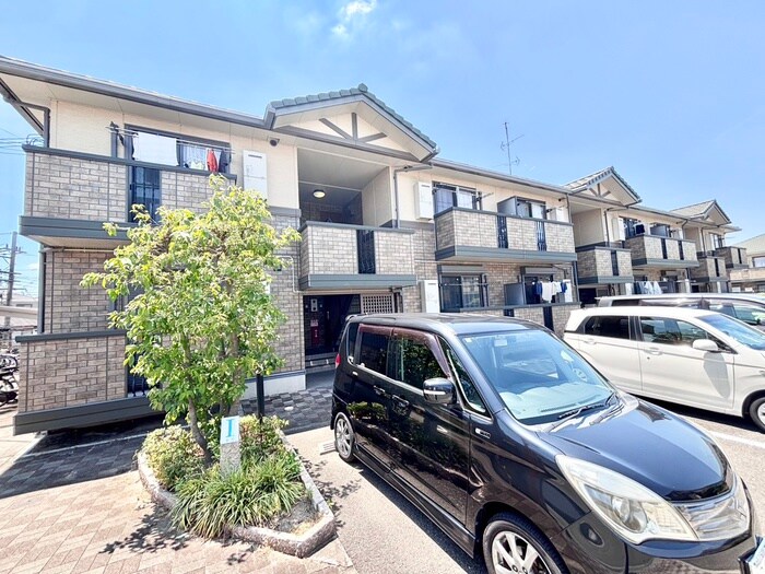 エストコリ－ヌⅠ番館の物件外観写真