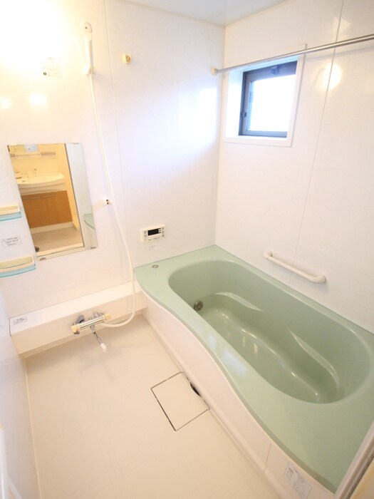 エストコリ－ヌⅠ番館の物件内観写真