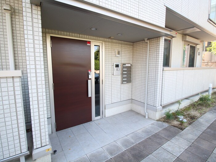 シャンテ春日の物件外観写真