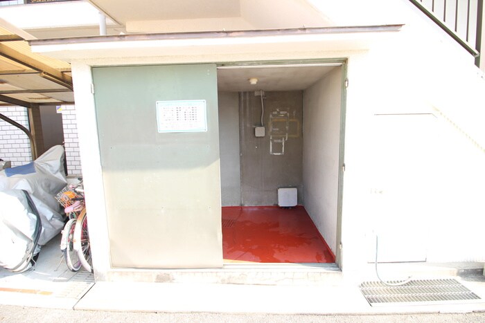 赤崎ビルの物件外観写真