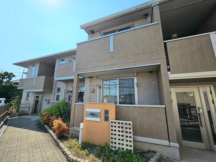 アルヴィータの物件外観写真