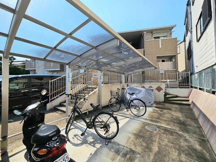 アルヴィータの物件外観写真