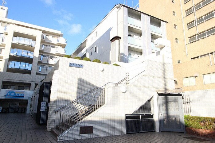 デイスターアベニュー（313）の物件外観写真