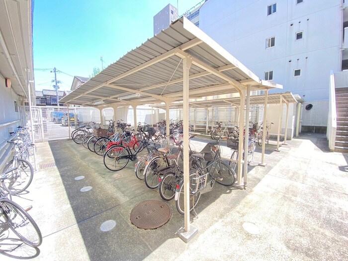 デイスターアベニュー（313）の物件外観写真