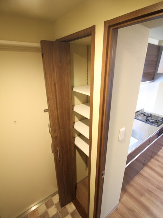 アトラエルミクニの物件内観写真