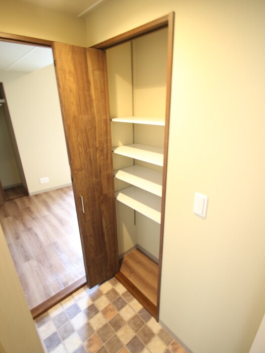 アトラエルミクニの物件内観写真