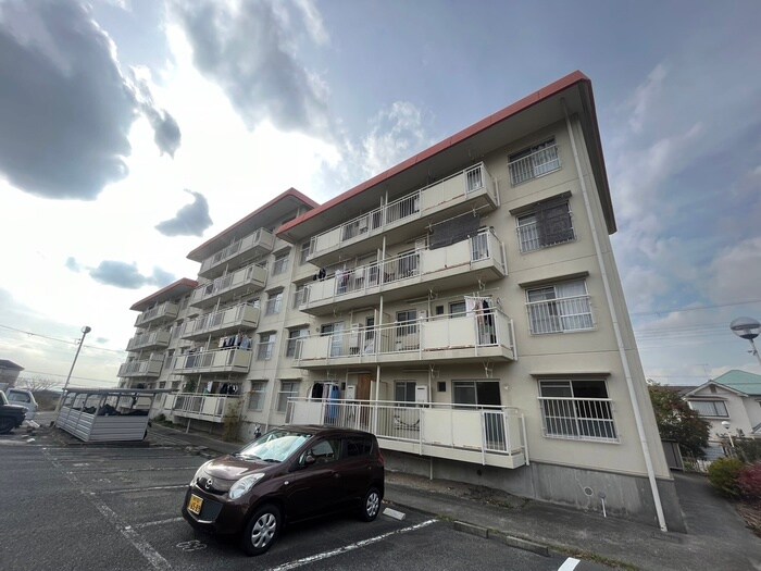 白川台藤ハイツの物件外観写真