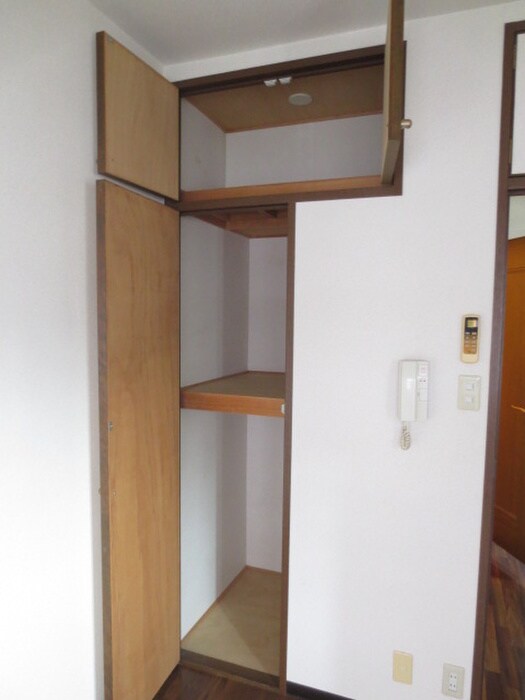 コンフォール高槻の物件内観写真