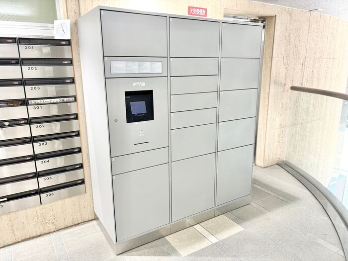 テン・フォーティーの物件外観写真