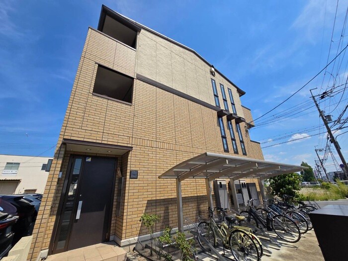 マジェスティ　サザンⅡ棟の物件外観写真