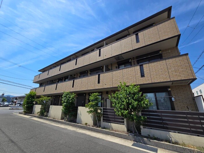 マジェスティ　サザンⅡ棟の物件外観写真