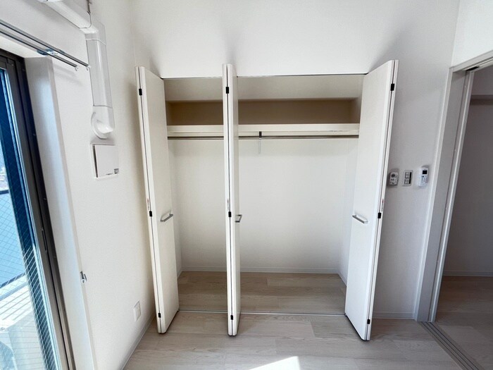 ｴｸﾞｾﾞ大阪CITYｵｰｽﾃｨﾝ(201)の物件内観写真