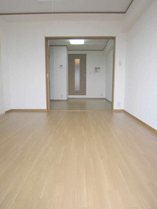 ノルデンタワー天神橋の物件内観写真