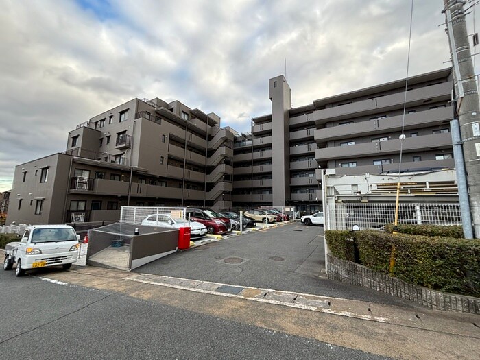 ｻﾝﾏﾝｼｮﾝｱﾄﾚ東向日(409)の物件外観写真