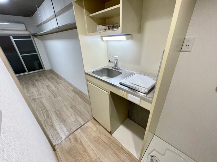 サンロイヤルの物件内観写真